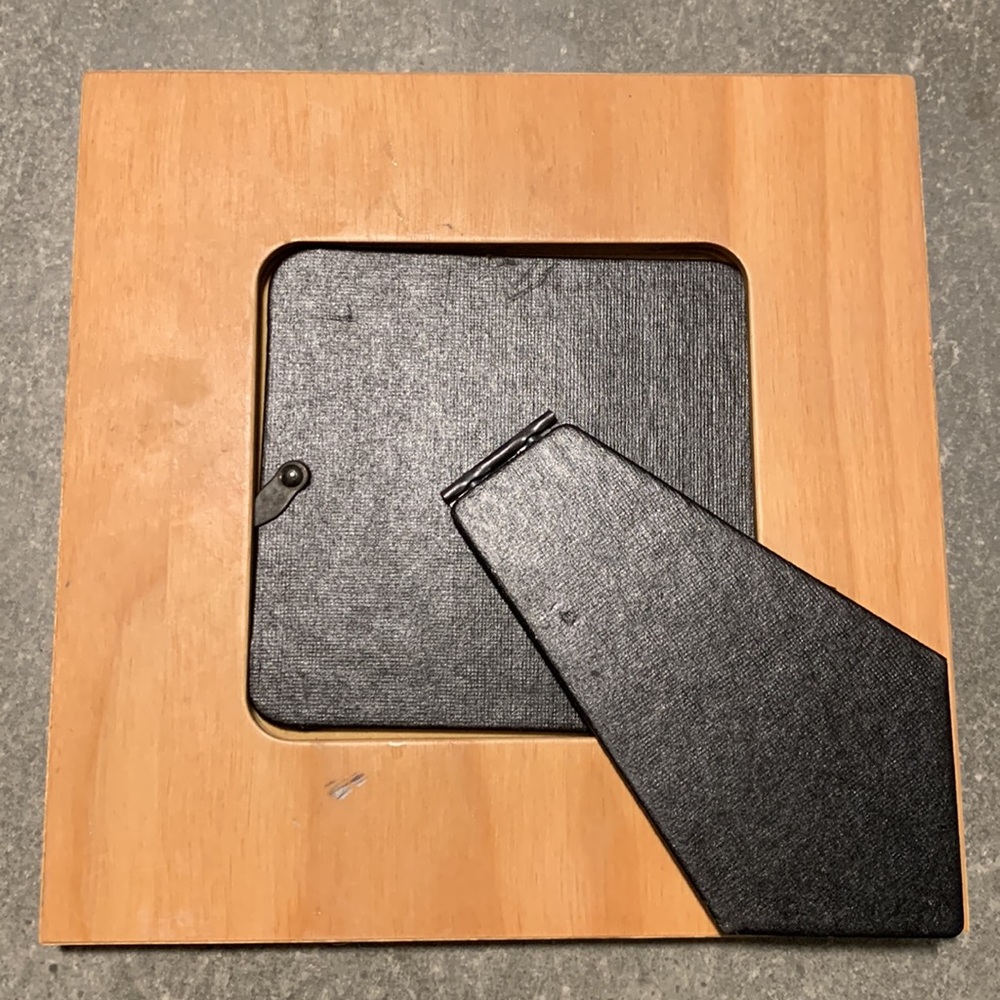 🎉HP🎉 Puppy Dog pet wooden square frame - Picture 3 of 3